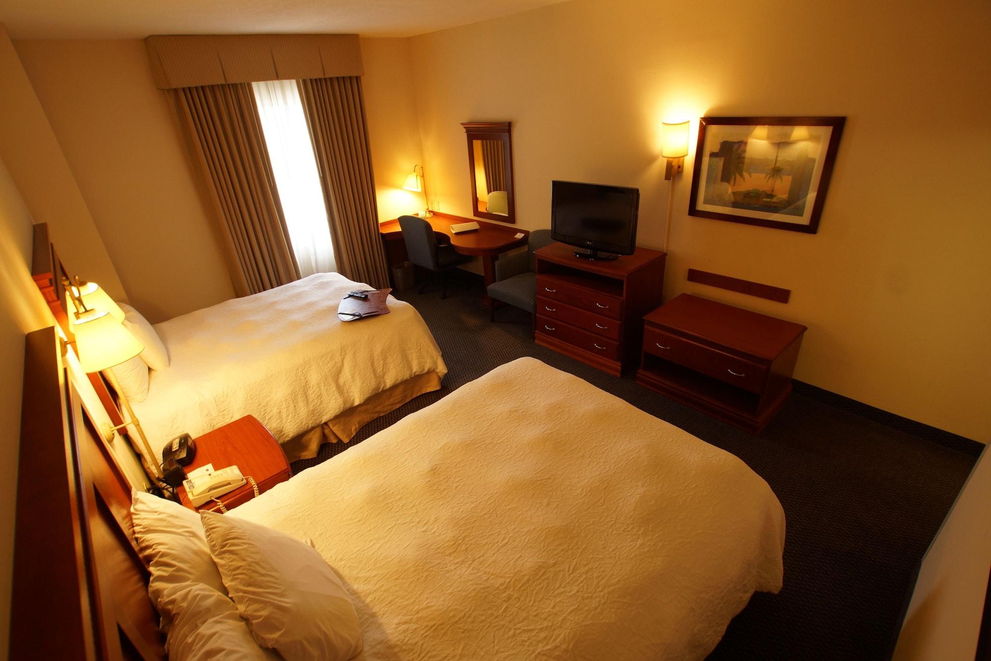 Hampton Inn Tampico Airport Kültér fotó