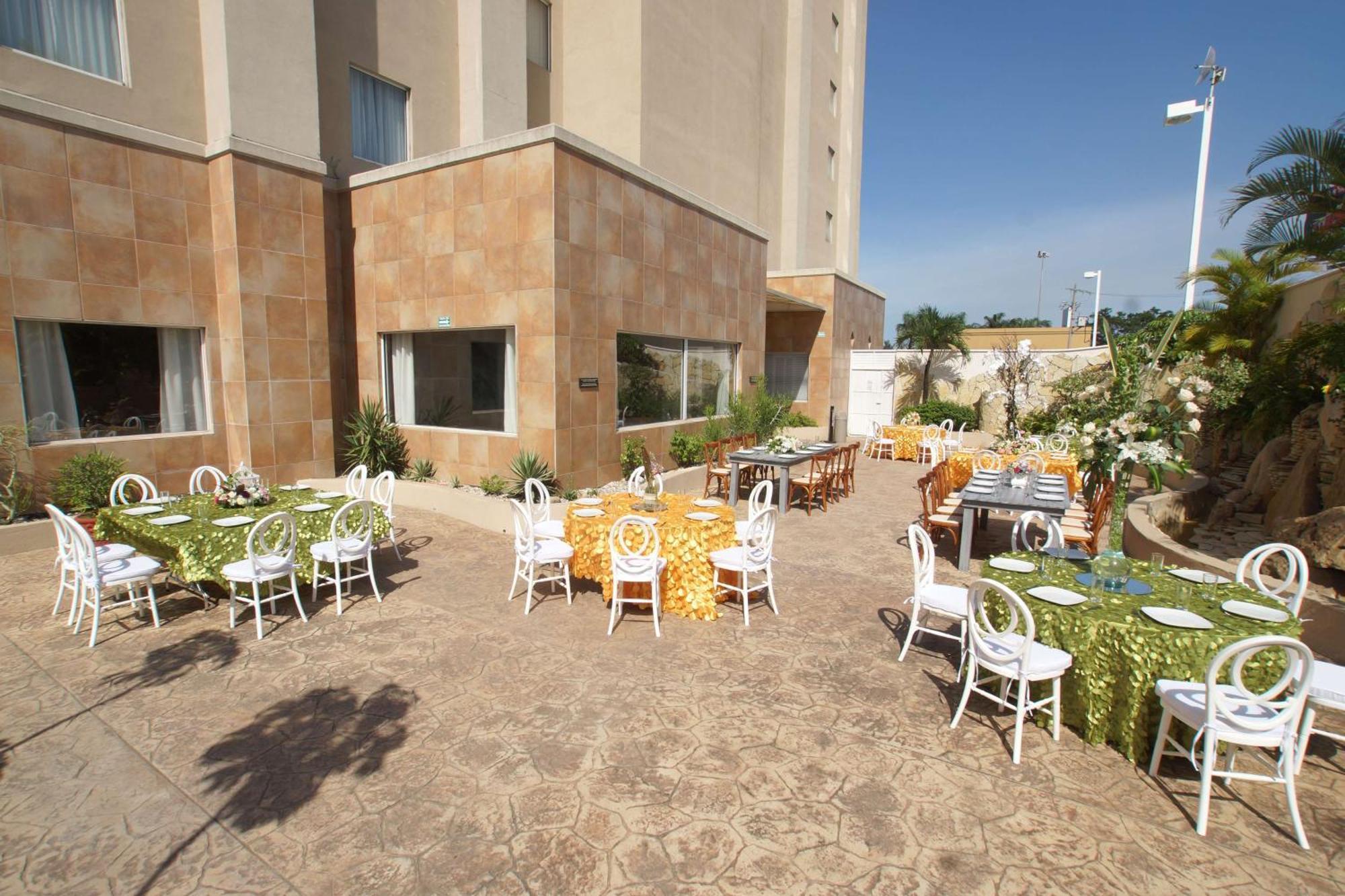 Hampton Inn Tampico Airport Kültér fotó