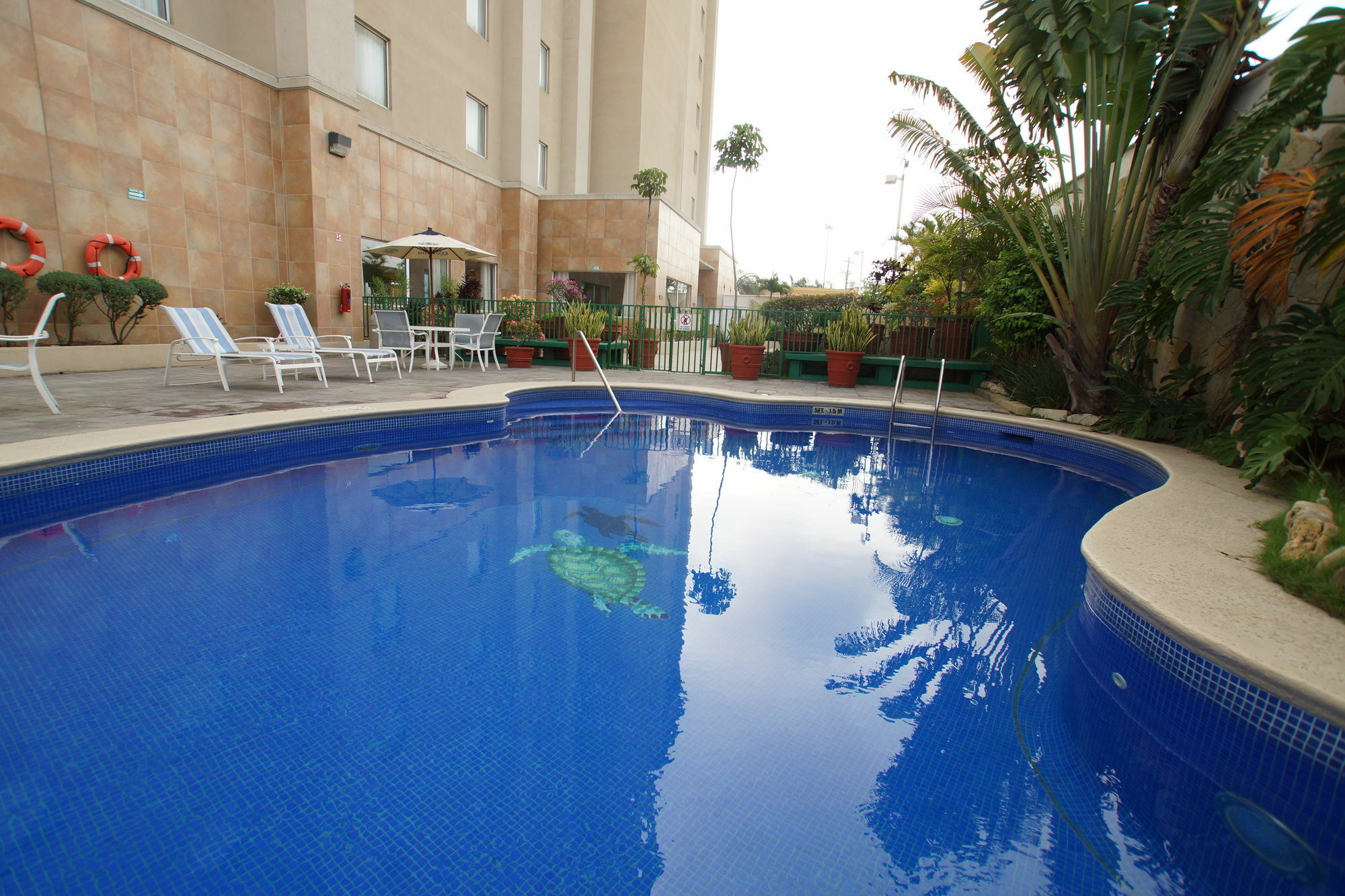 Hampton Inn Tampico Airport Kültér fotó